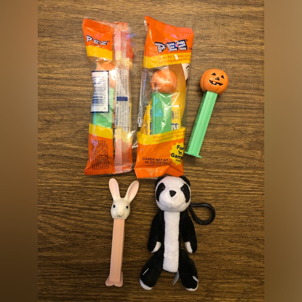 Pez Dispensers x 5 Assorted